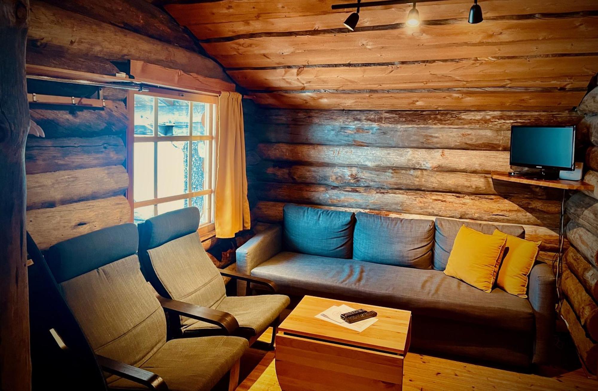 Arctic Log Cabins ซาริเซลกา ภายนอก รูปภาพ